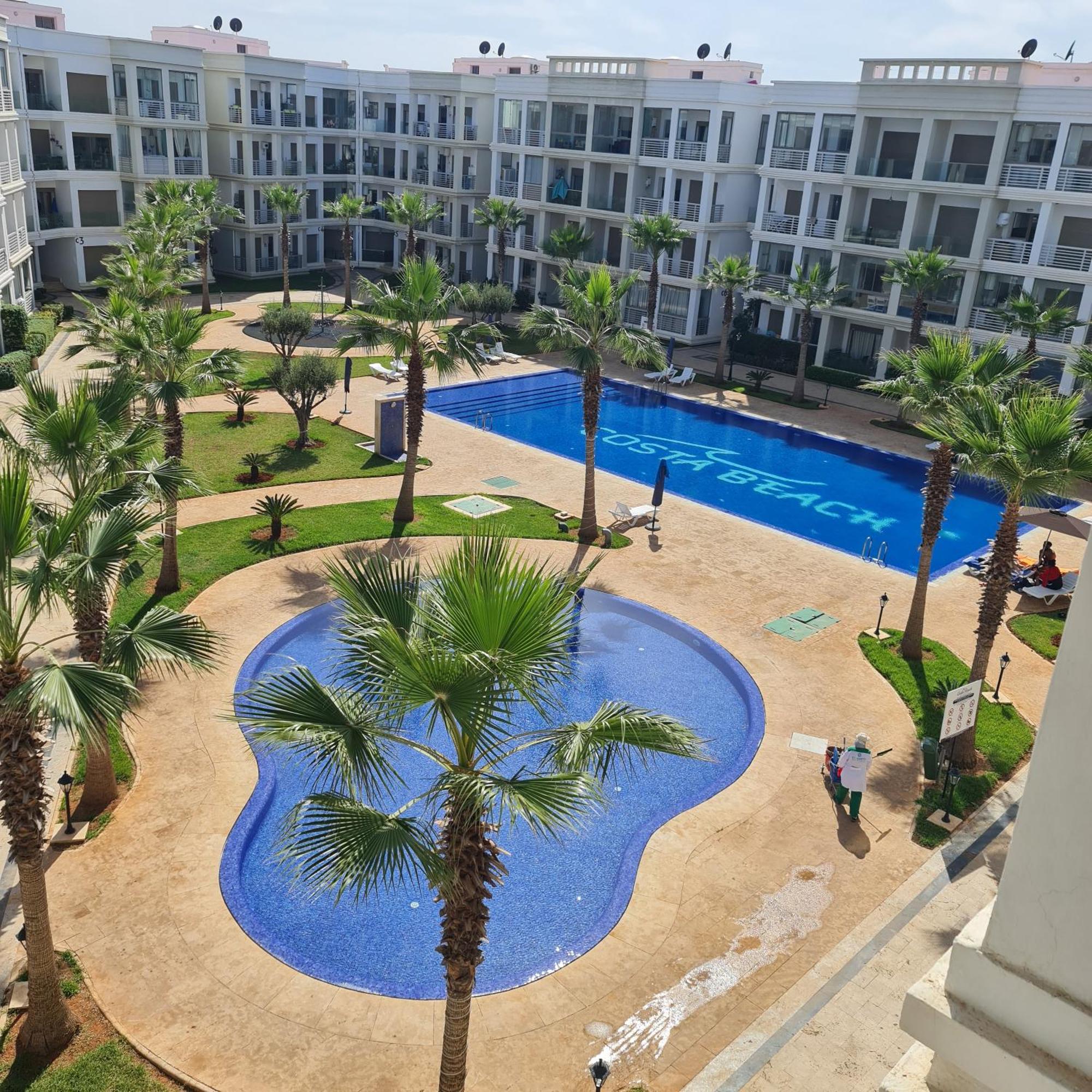 Costa Beach Lux Family Apartment With Pools Bouznika Bagian luar foto